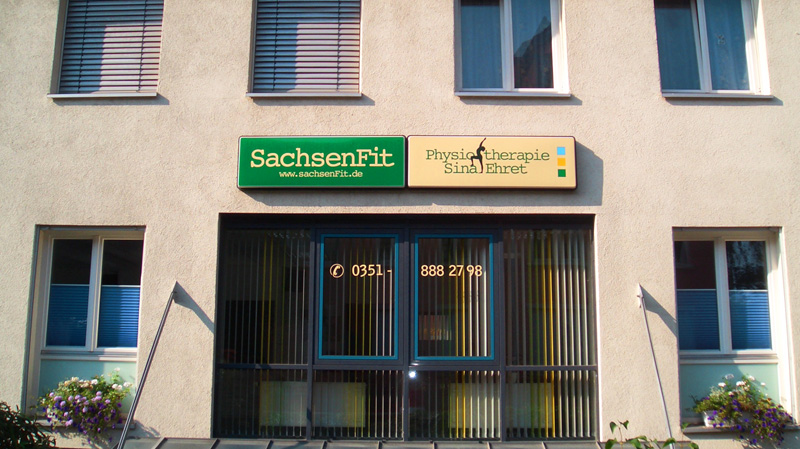 Außenansicht der Physiotherapie SachsenFit in Radebeul